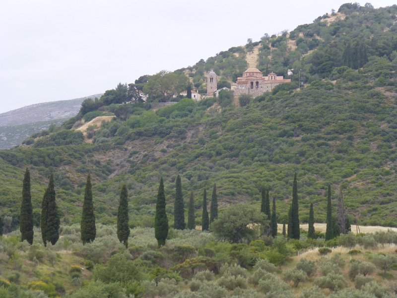 P1090618.JPG - Osios Lukas is volgens ons boekje het mooiste klooster van Griekenland. Daar rijden we graag voor om!