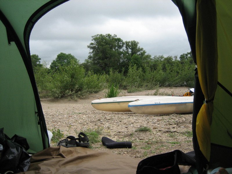 20060528_198_eigen_eiland1.JPG - Uitzicht vanuit de tent.