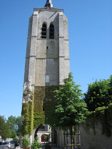 20060609_356_Beaugency_kerk.JPG - Nogmaals de kerktoren. Franse maken dat veel mooier: de "Clocher Saint Firmin". 