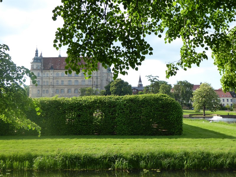 P1000299.JPG - Die dag eindigt in Güstrow, dat een enorm kasteel heeft.