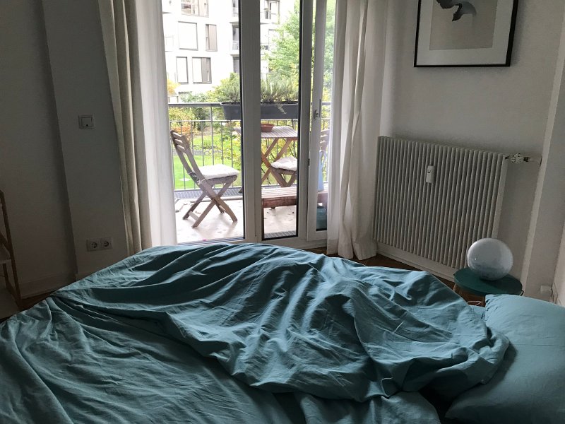 Airbnb slaapkamer en balkon IMG_0754.jpeg - Onze slaapkamer met klein balkonnetje