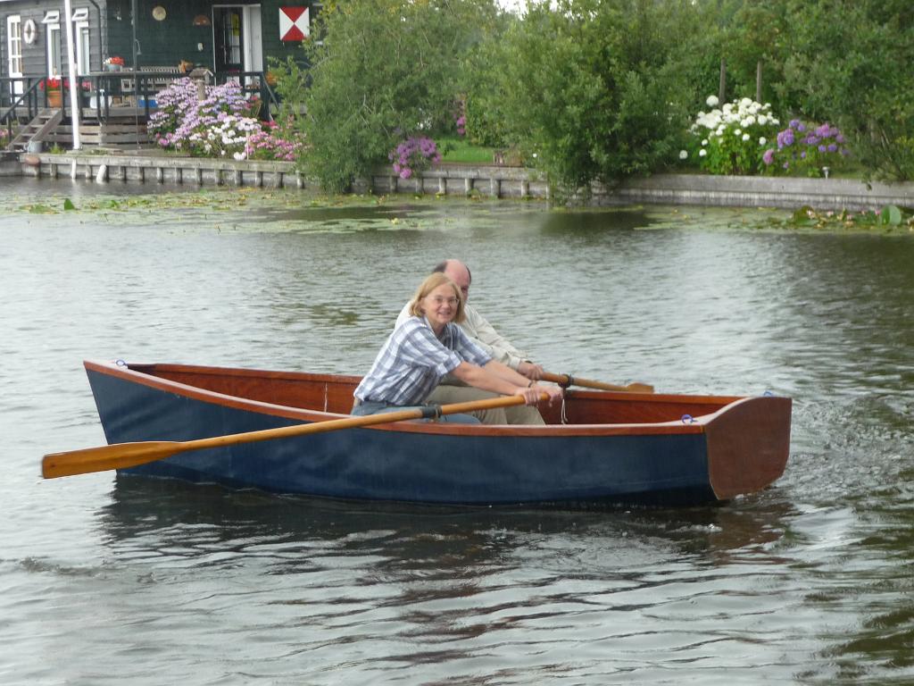 30576_HaalOp_Gelijk.JPG - Maar we moeten wel oefenen op in de maat roeien.