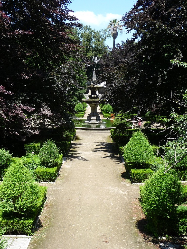 P1050631.JPG - En een wat vervallen Jardim Botánico (Botanische Tuin).